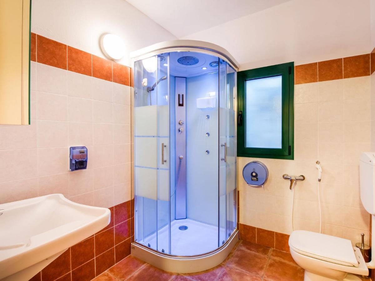 Beautiful Chalet With Swimming Pool In Lombardy Villa Marone Ngoại thất bức ảnh